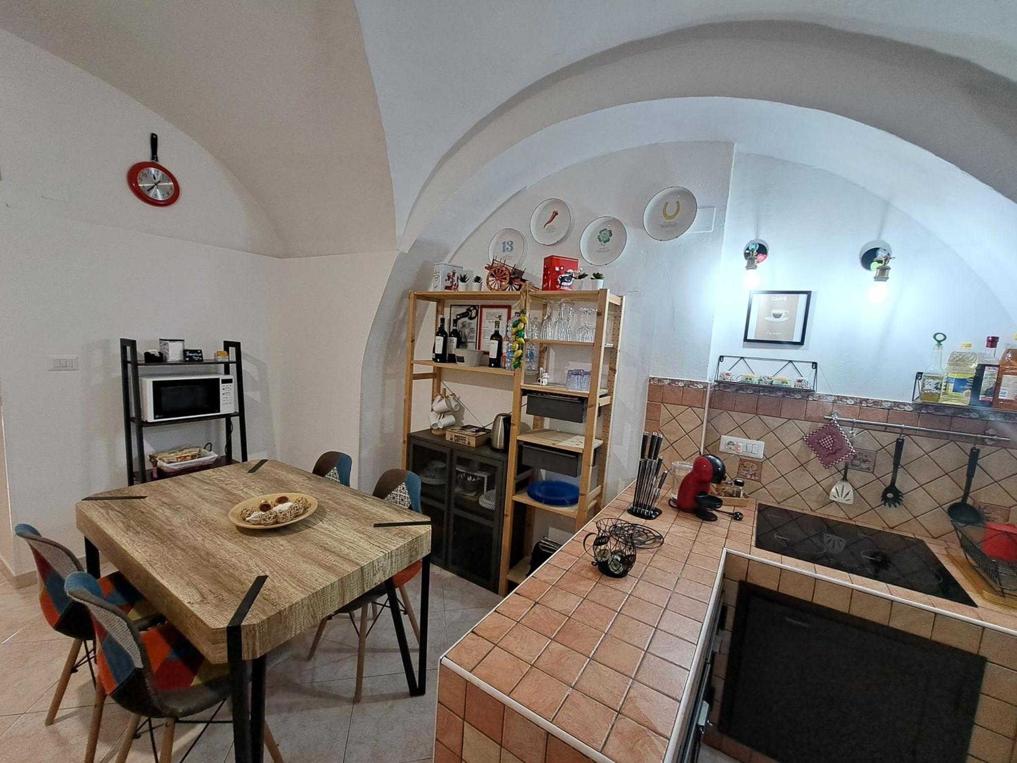 U Liotru Home CTA Exteriör bild
