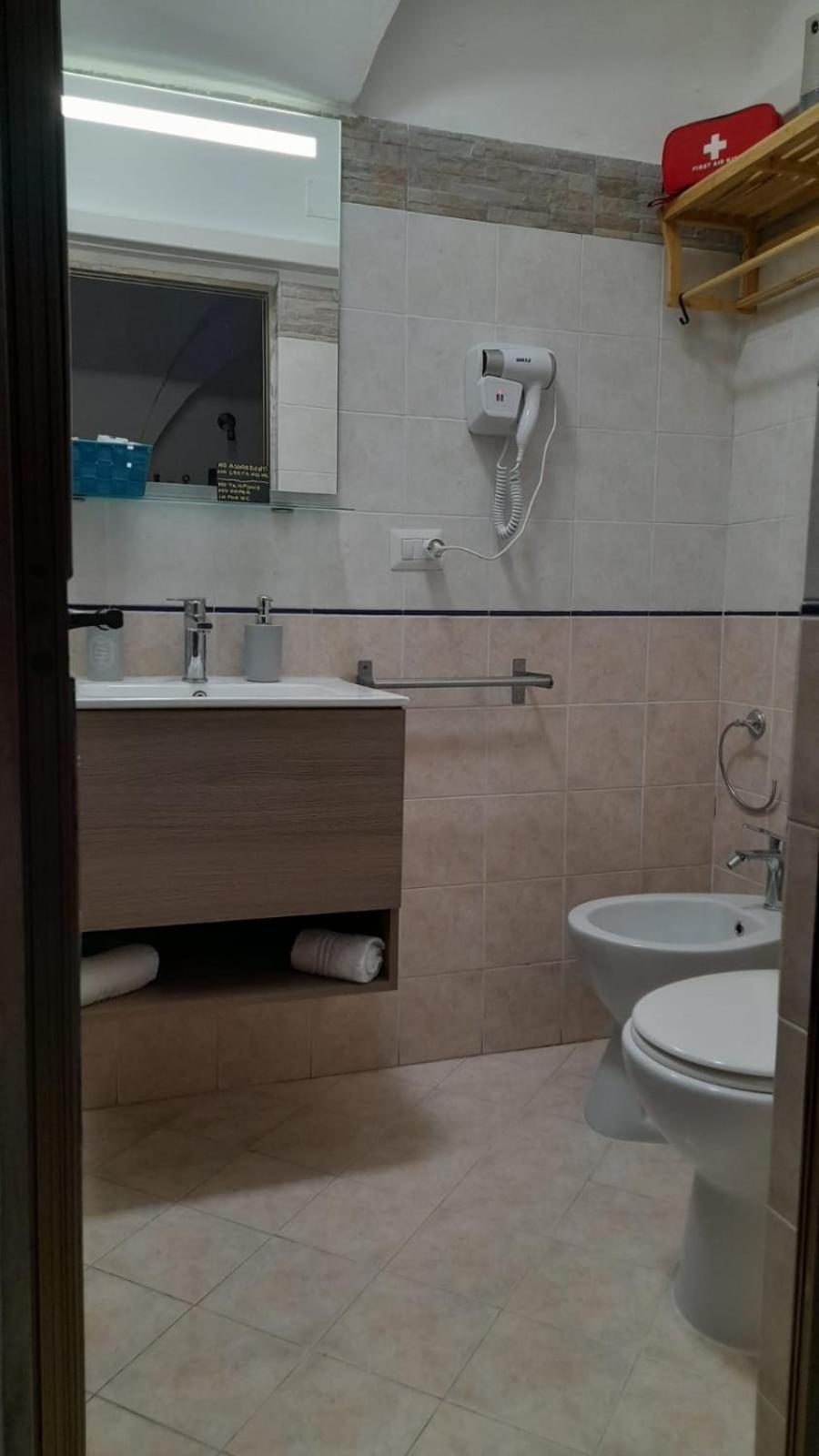 U Liotru Home CTA Exteriör bild