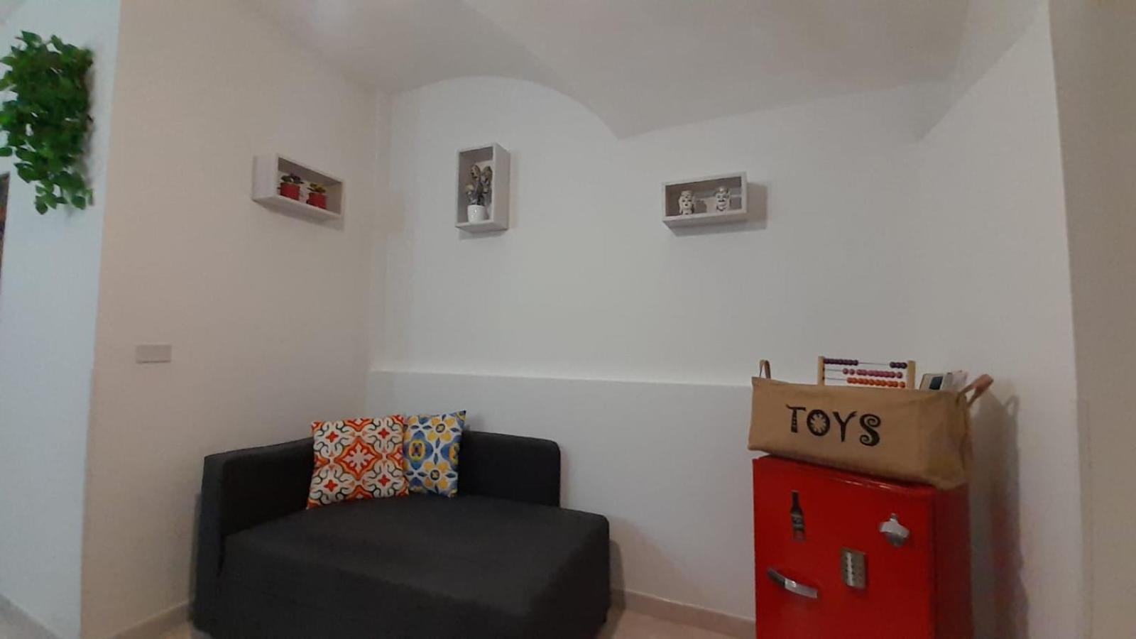 U Liotru Home CTA Exteriör bild